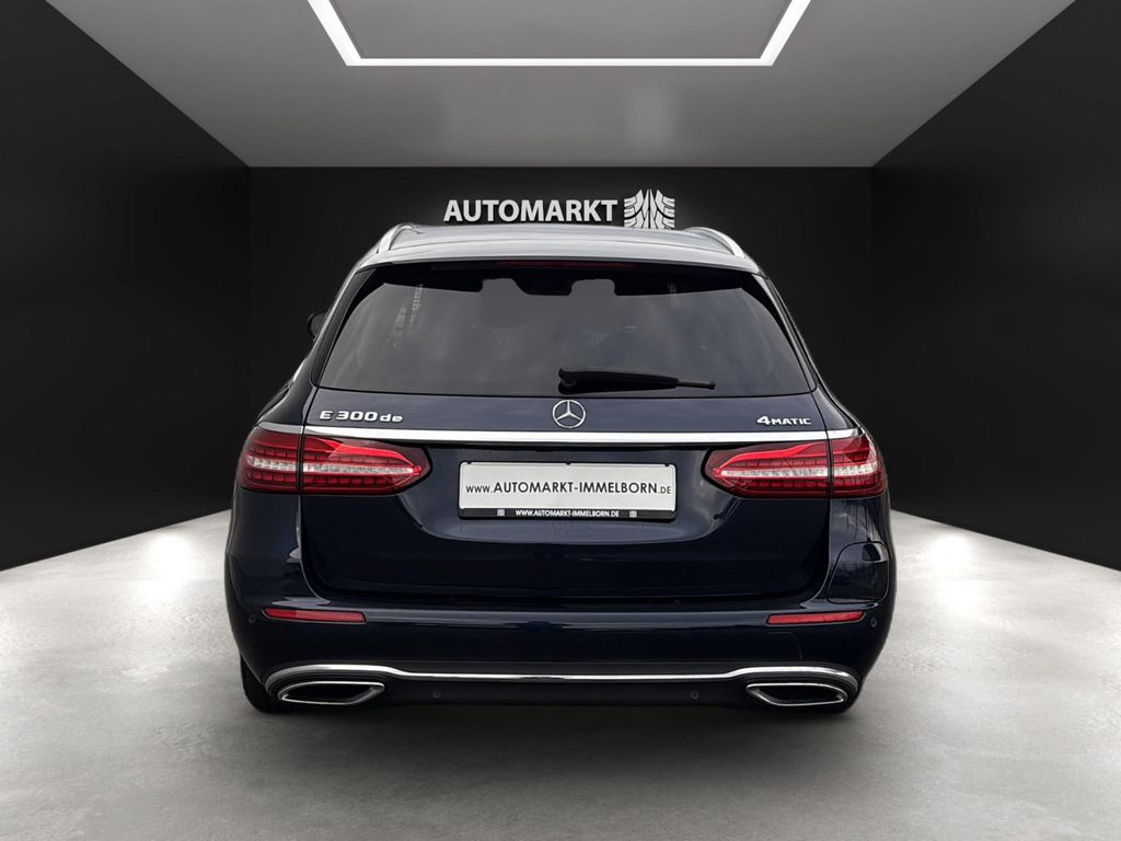 Mercedes-Benz E 300 2022