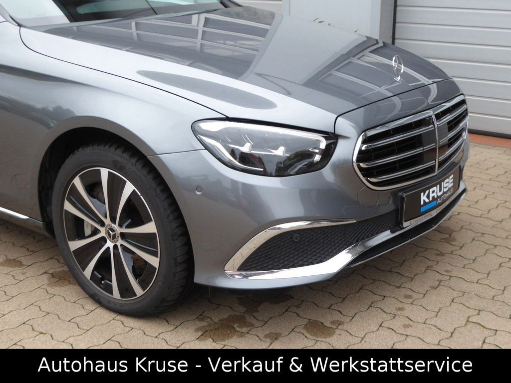 Mercedes-Benz E 300 2023