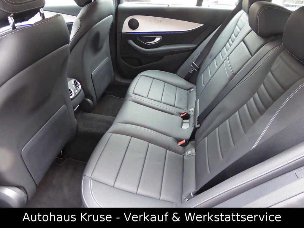 Mercedes-Benz E 300 2023