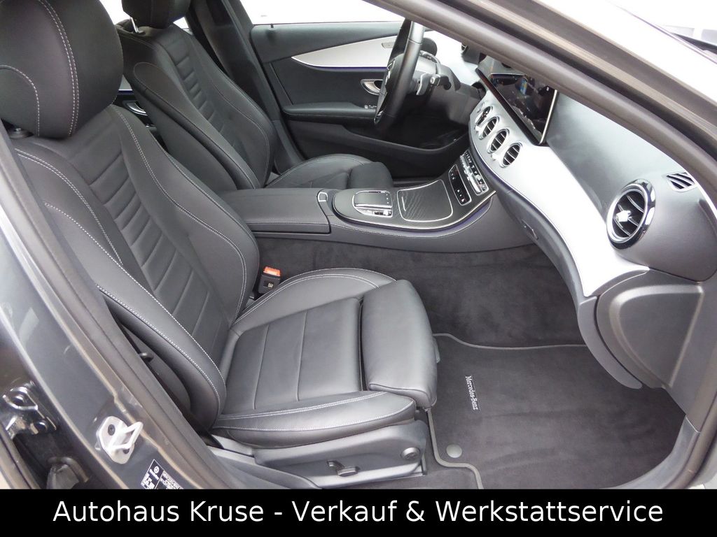 Mercedes-Benz E 300 2023