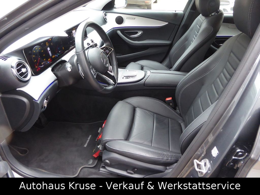 Mercedes-Benz E 300 2023