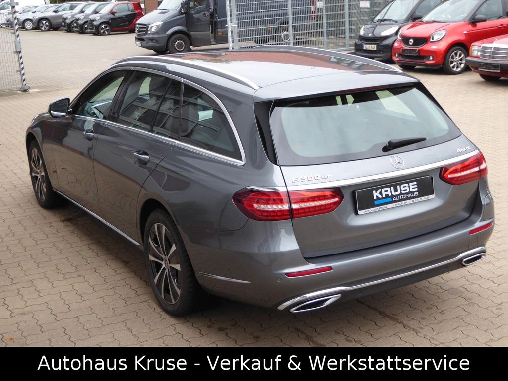 Mercedes-Benz E 300 2023