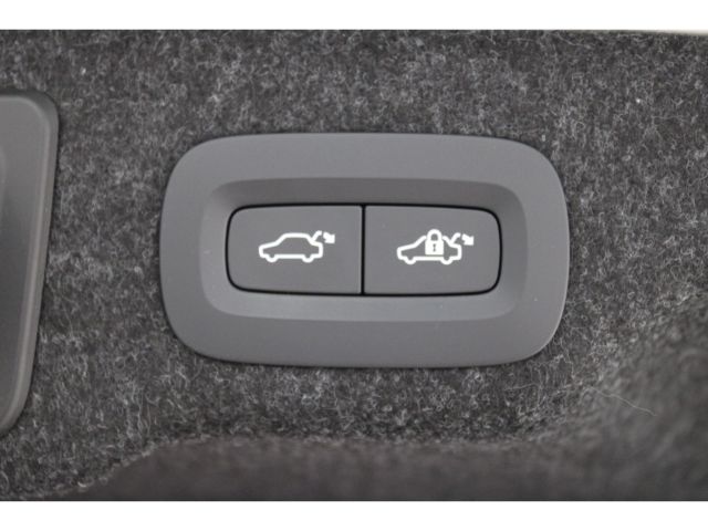 Volvo S90 2024
