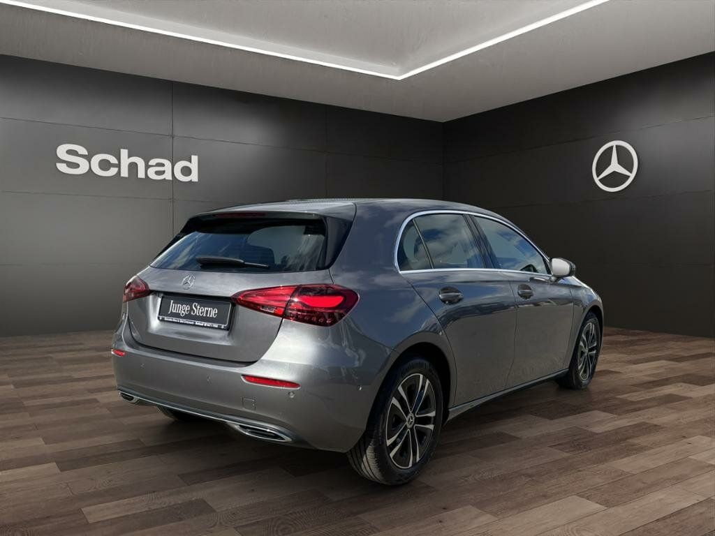 Mercedes-Benz A 180 2024
