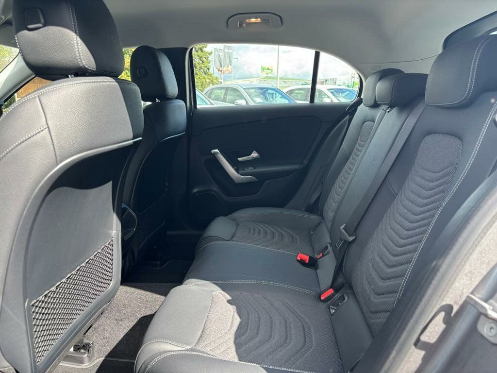 Mercedes-Benz A 180 2024