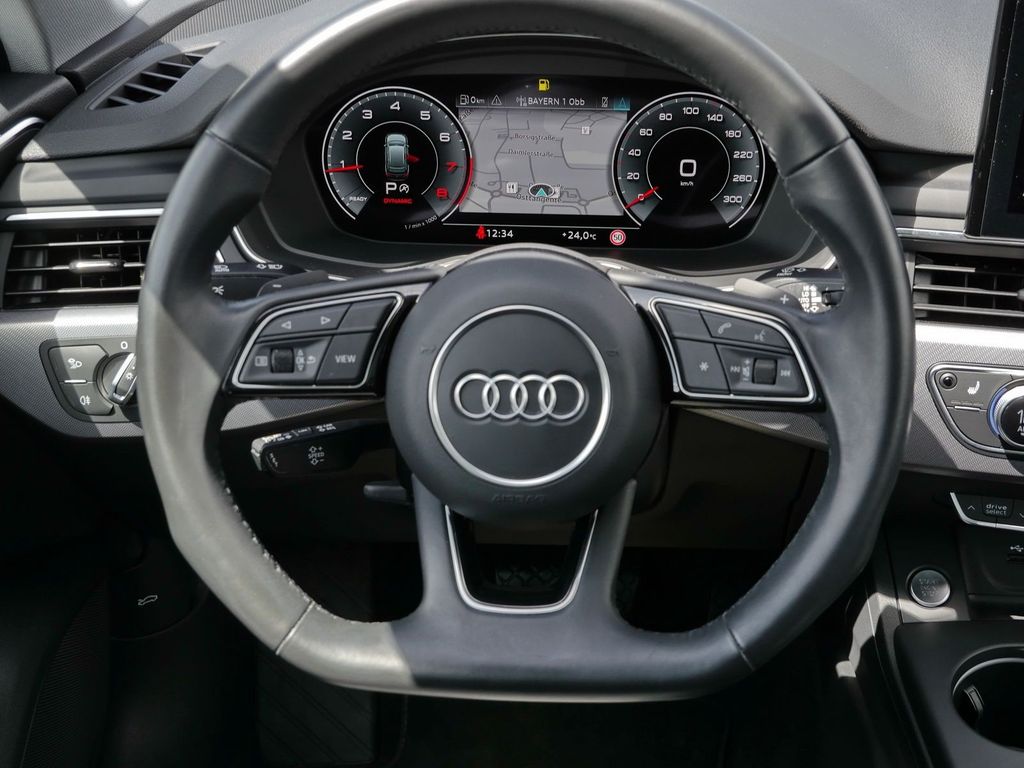 Audi A4 2022