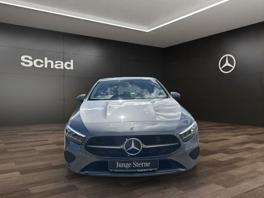 Mercedes-Benz A 180 2024