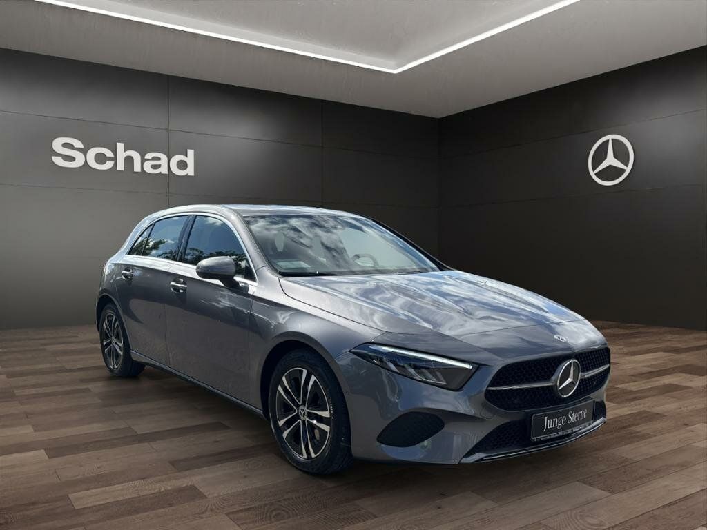 Mercedes-Benz A 180 2024