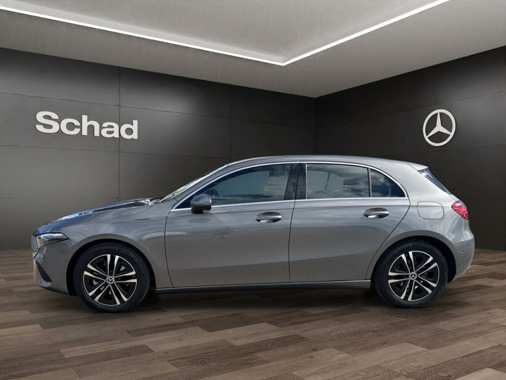 Mercedes-Benz A 180 2024