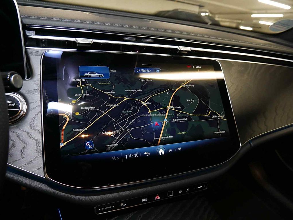 Mercedes-Benz E 220 2025