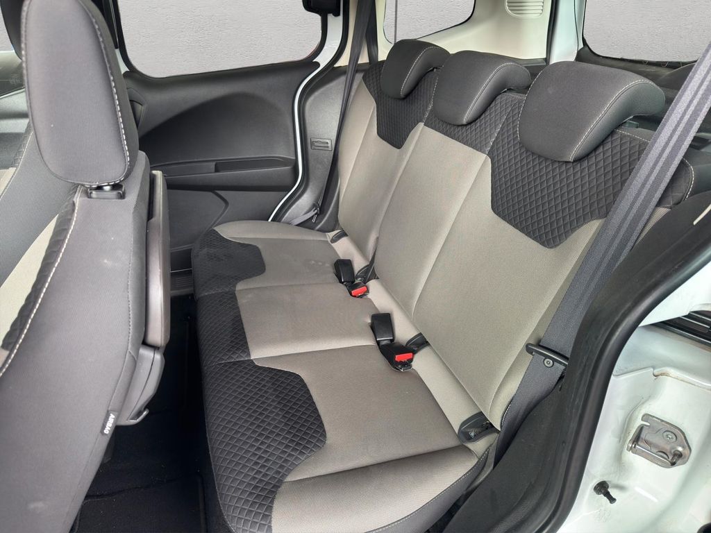 Ford Tourneo Courier 2019