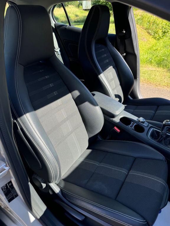 Mercedes-Benz GLA 180 2017