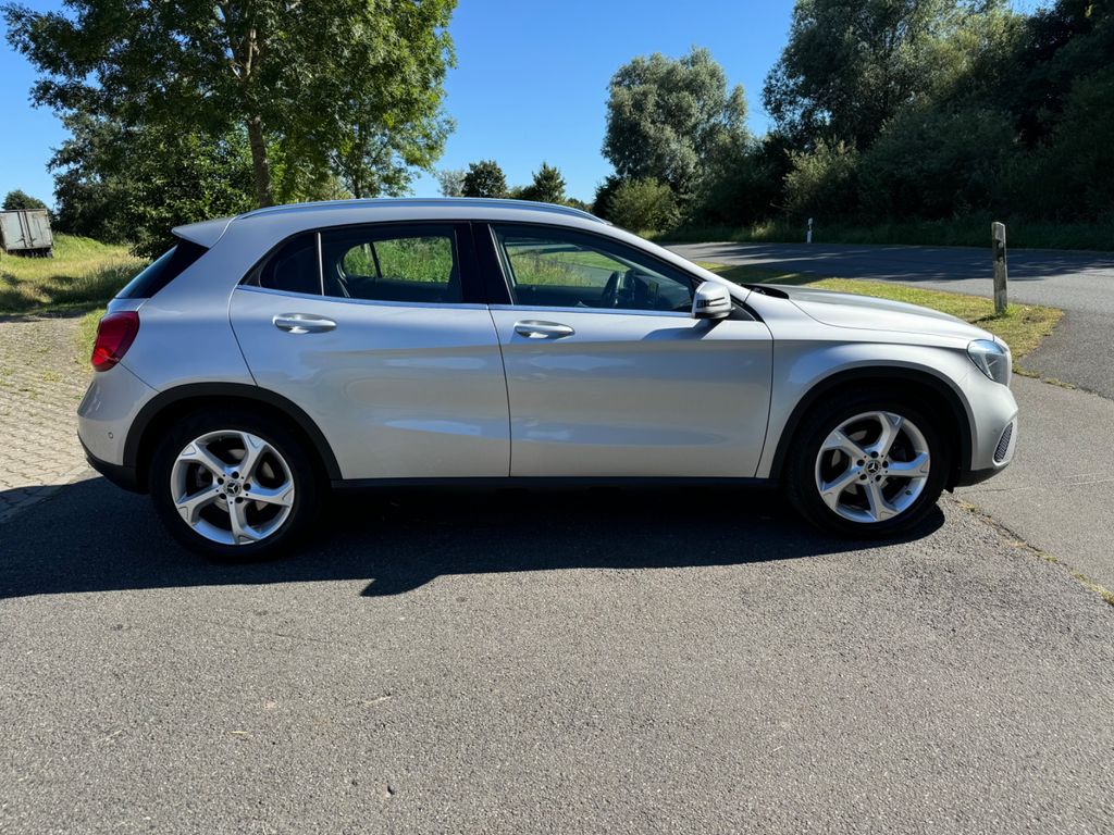 Mercedes-Benz GLA 180 2017
