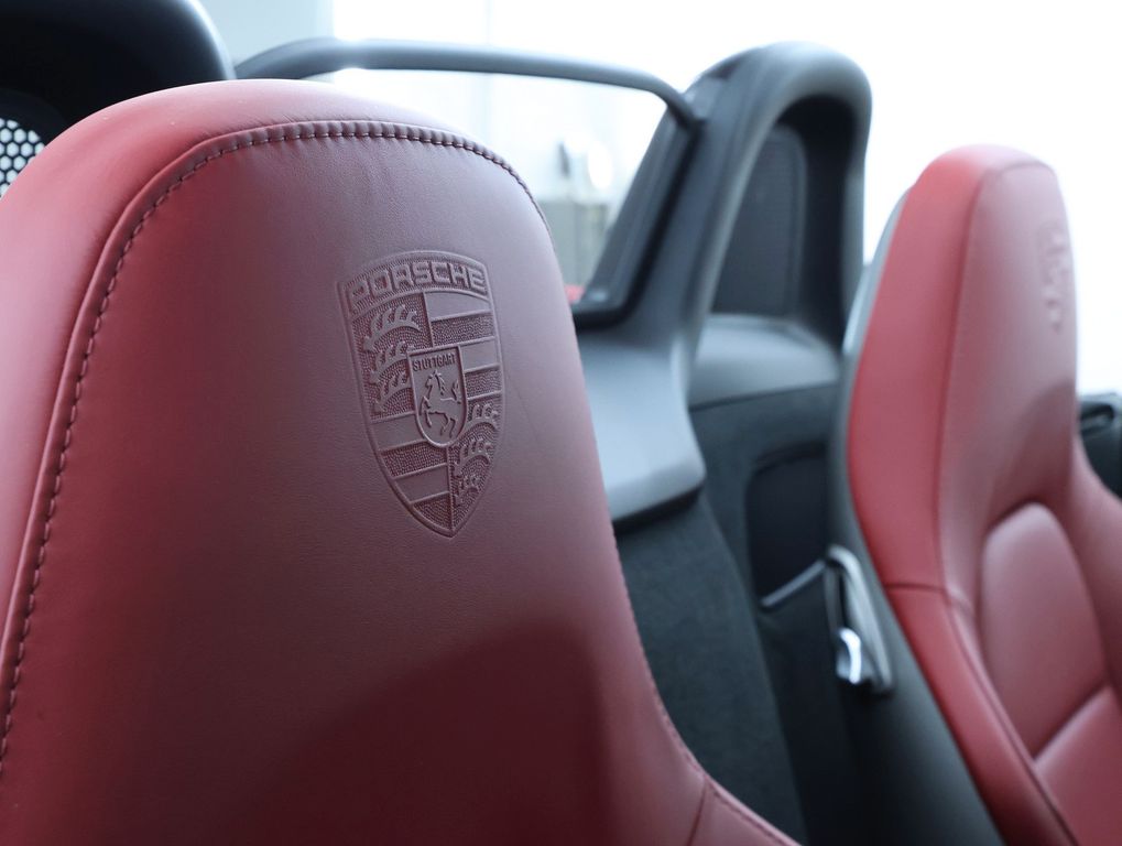 Porsche Boxster 2024