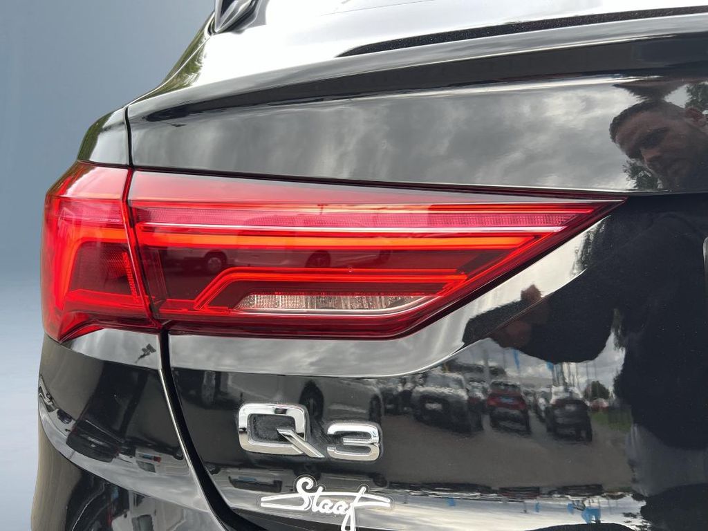 Audi Q3 2021