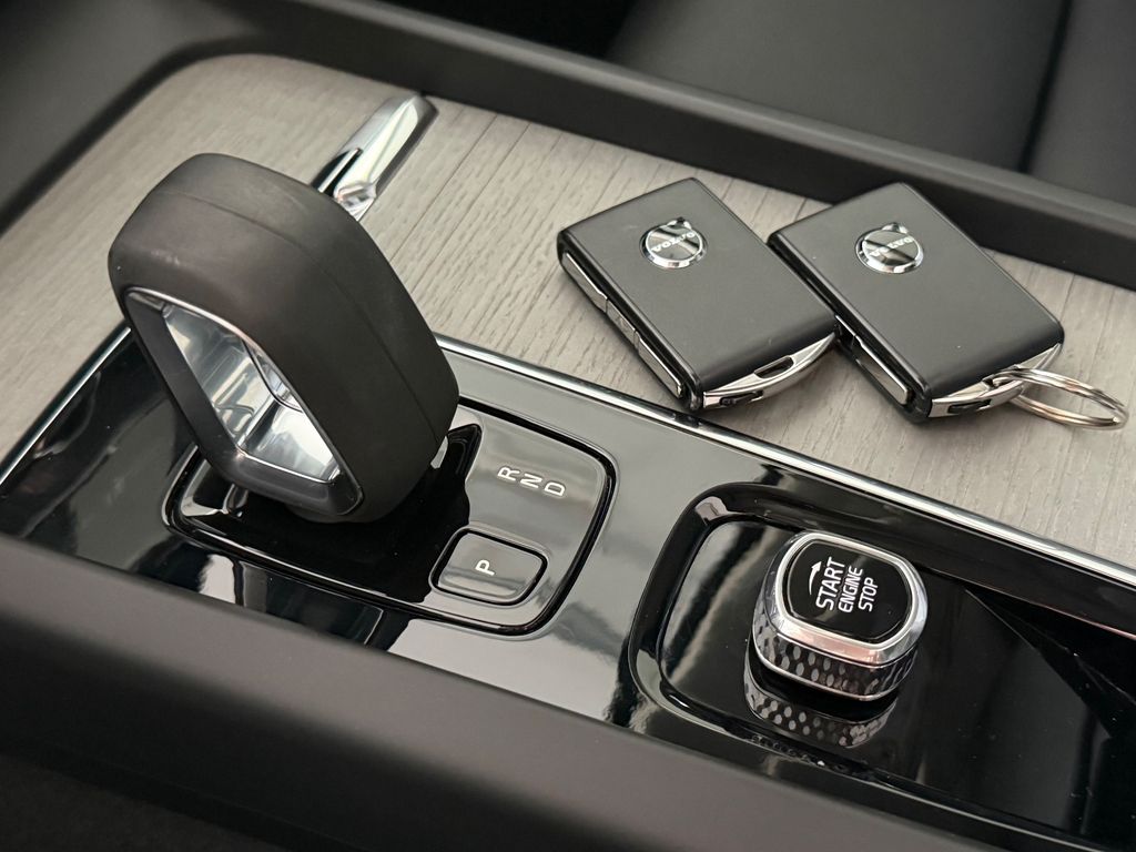 Volvo V60 Cross Country 2021