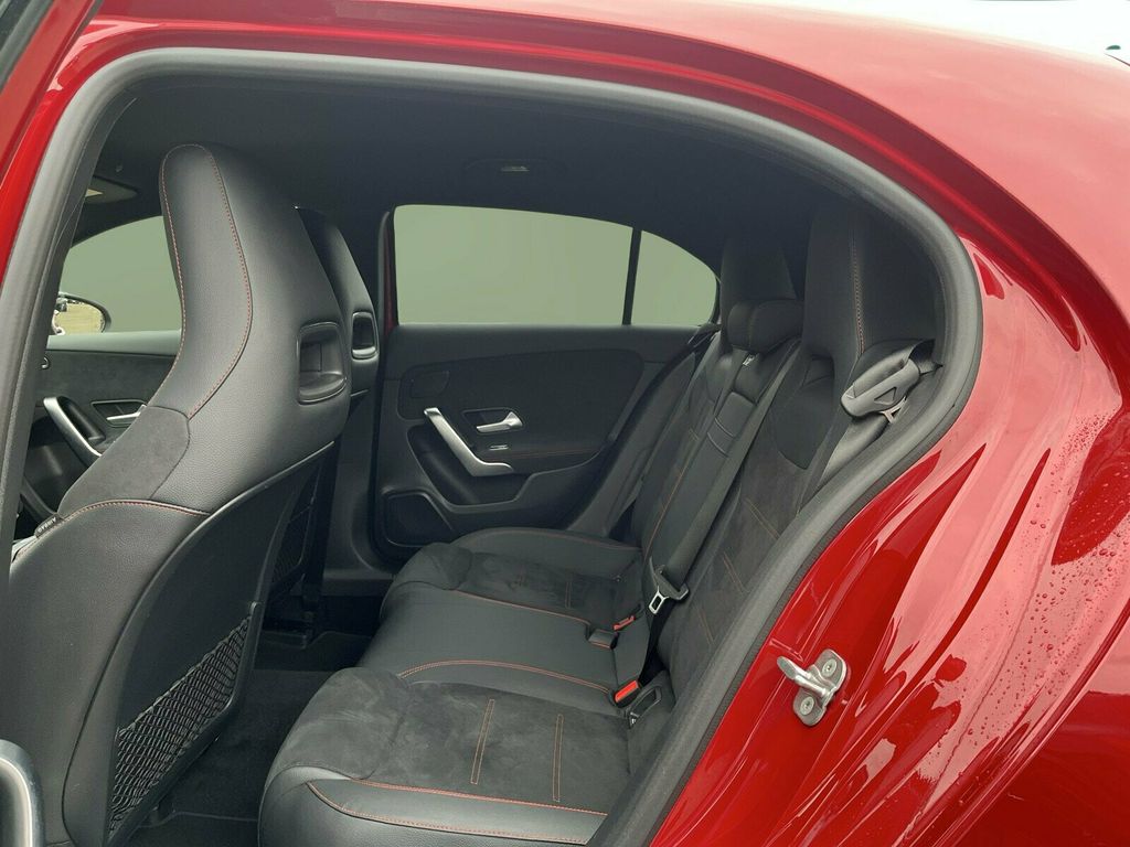 Mercedes-Benz A 250 2024