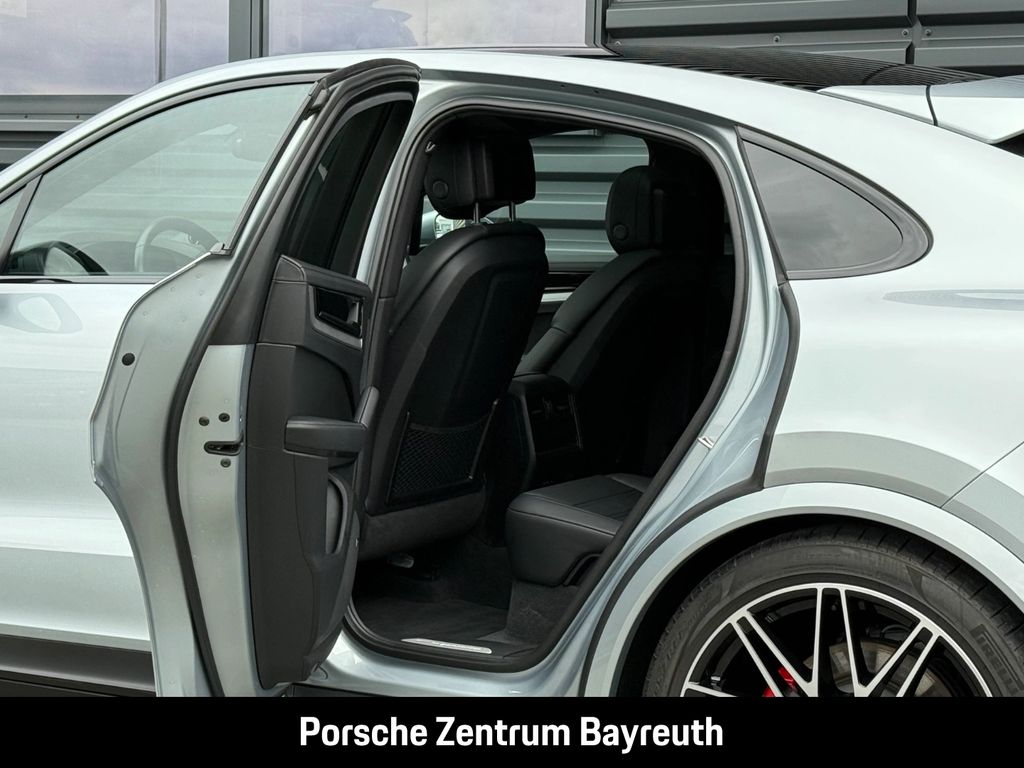 Porsche Cayenne 2024