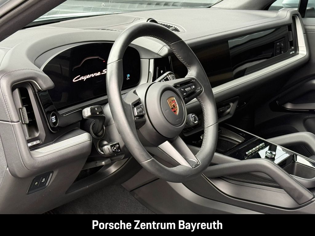 Porsche Cayenne 2024