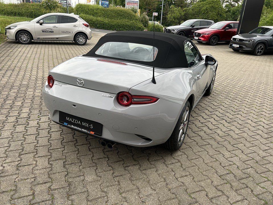 Mazda MX-5 2025