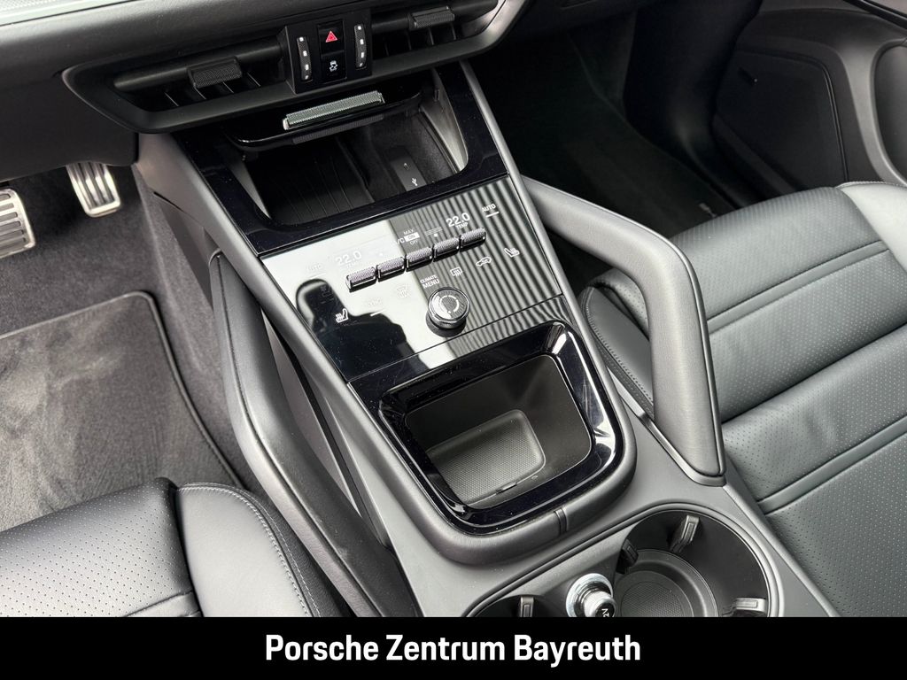 Porsche Cayenne 2024