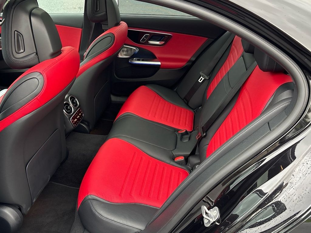 Mercedes-Benz C 220 2025