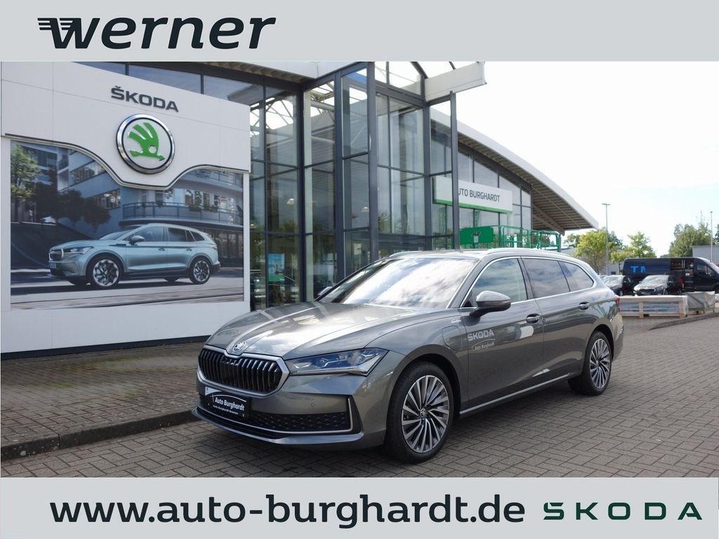 Skoda Superb 2025