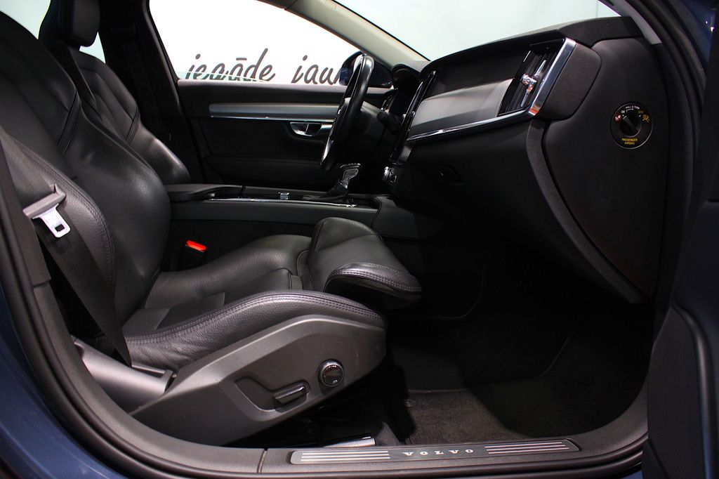 Volvo S90 2019
