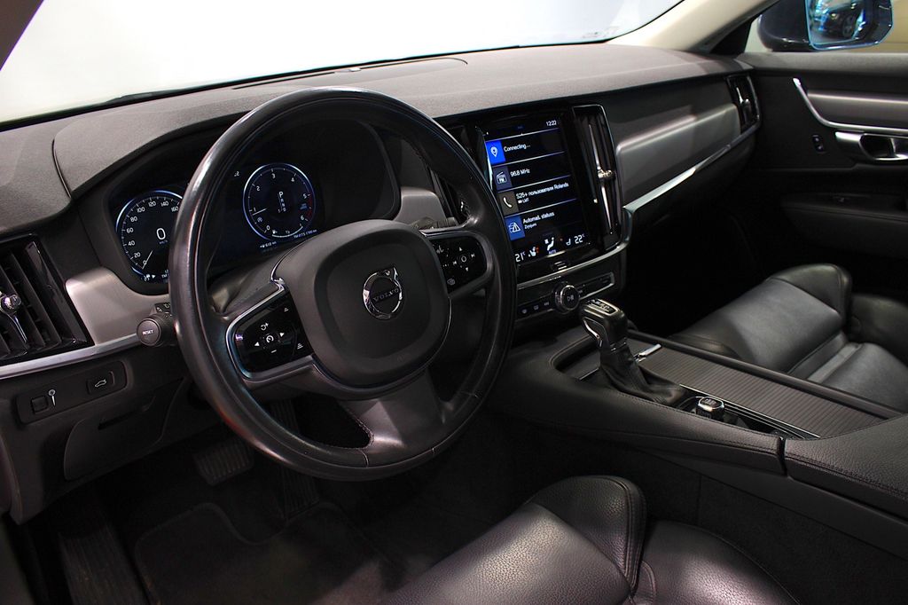 Volvo S90 2019