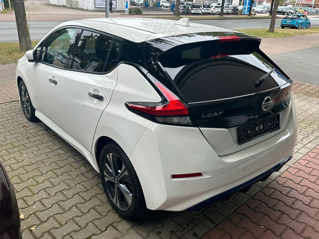 Nissan Leaf 2021