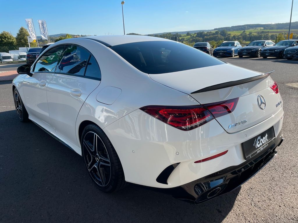 Mercedes-Benz CLA 35 AMG 2022