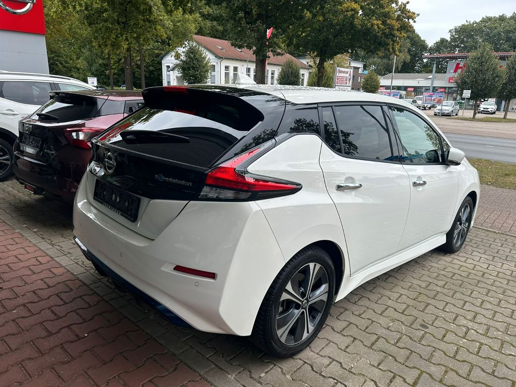 Nissan Leaf 2021