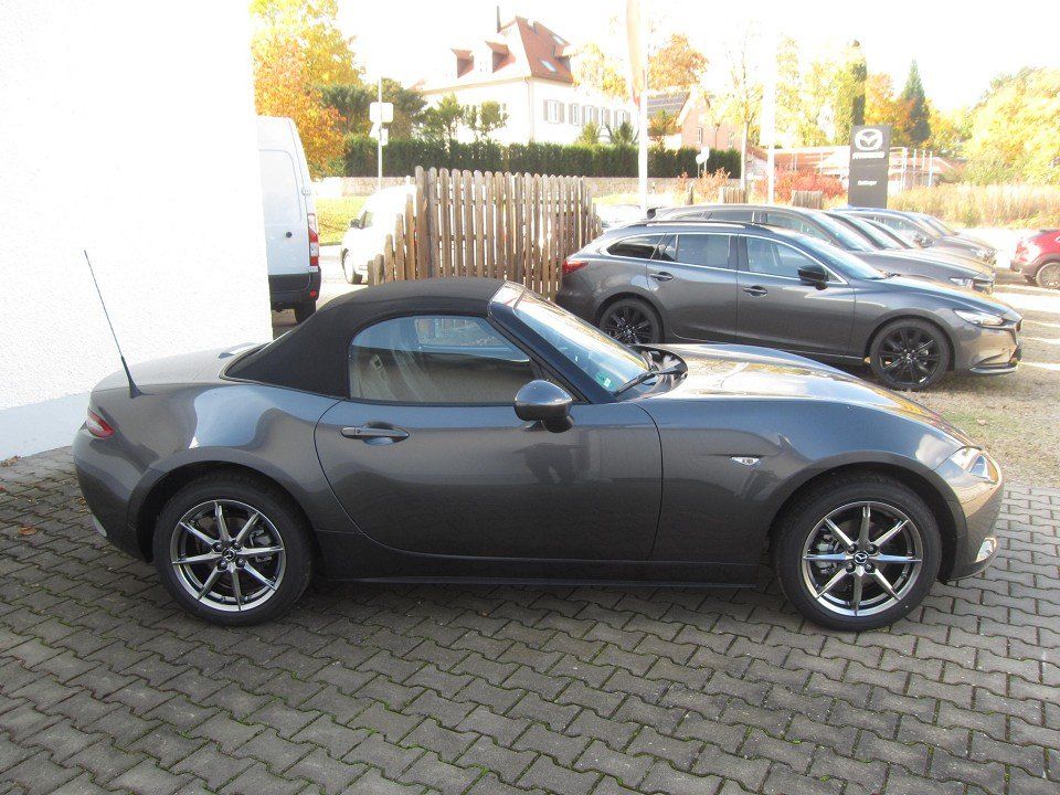 Mazda MX-5 2025