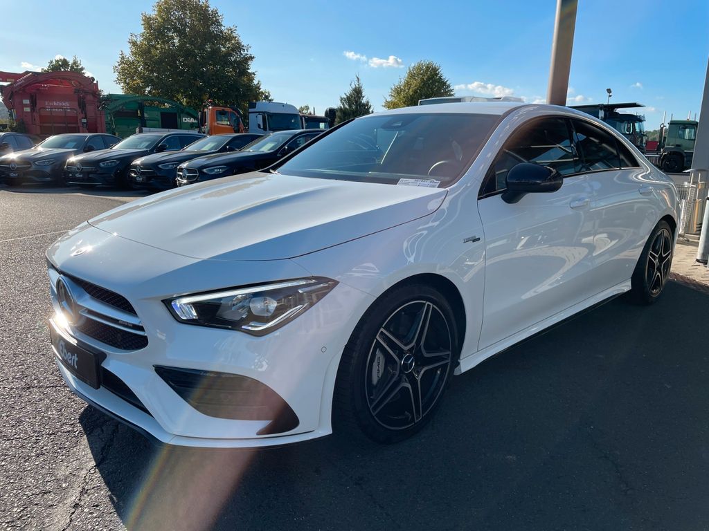 Mercedes-Benz CLA 35 AMG 2022