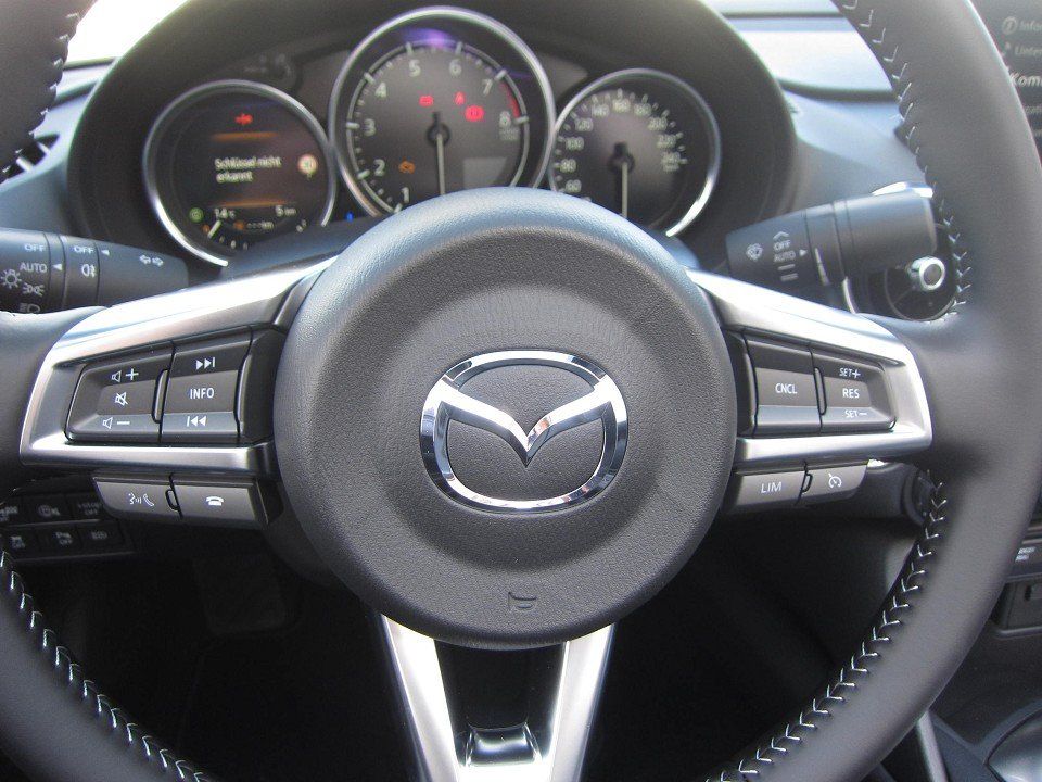 Mazda MX-5 2025