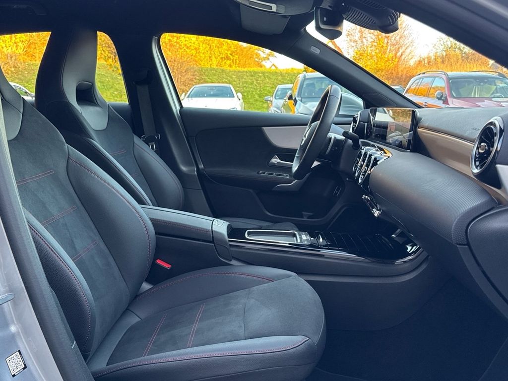 Mercedes-Benz A 250 2025