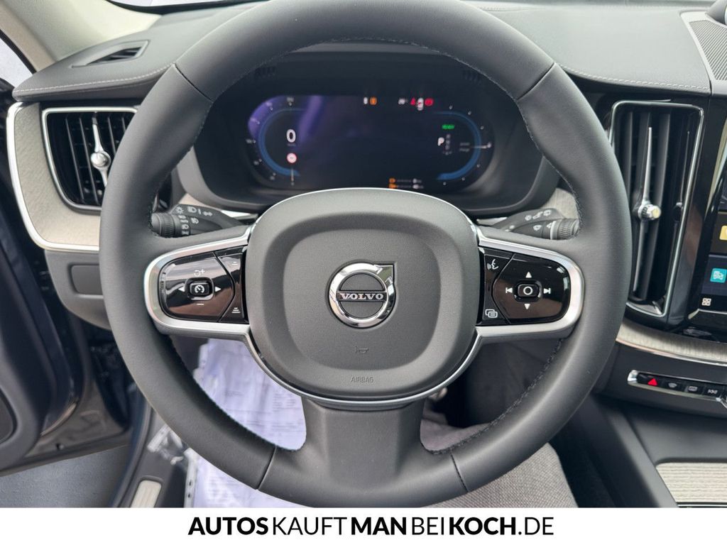 Volvo XC60 2025