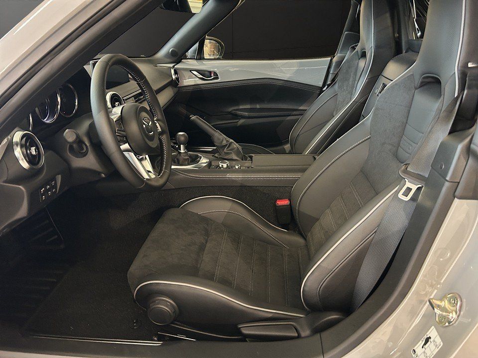 Mazda MX-5 2025