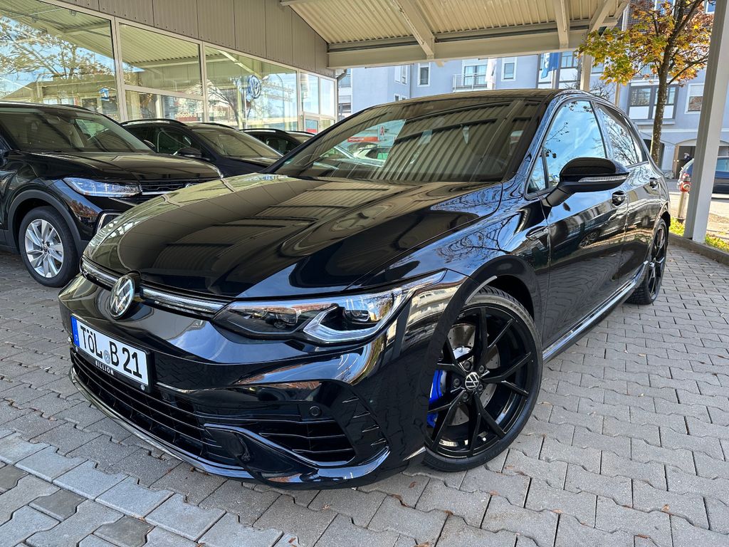 Volkswagen Golf 2024