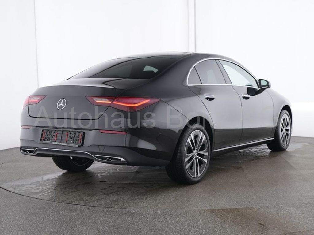 Mercedes-Benz CLA 180 2024