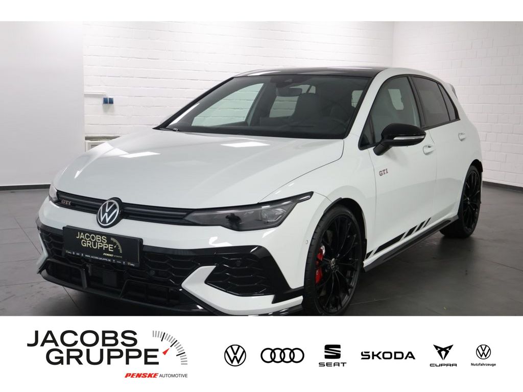 Volkswagen Golf 2024