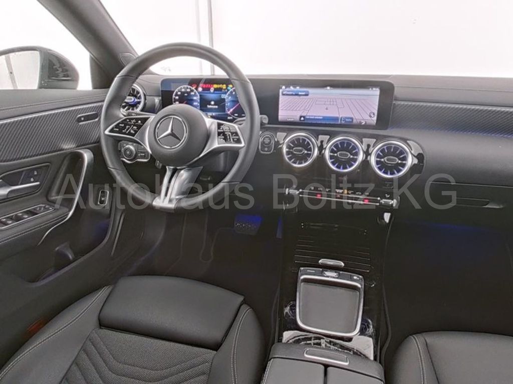 Mercedes-Benz CLA 180 2024
