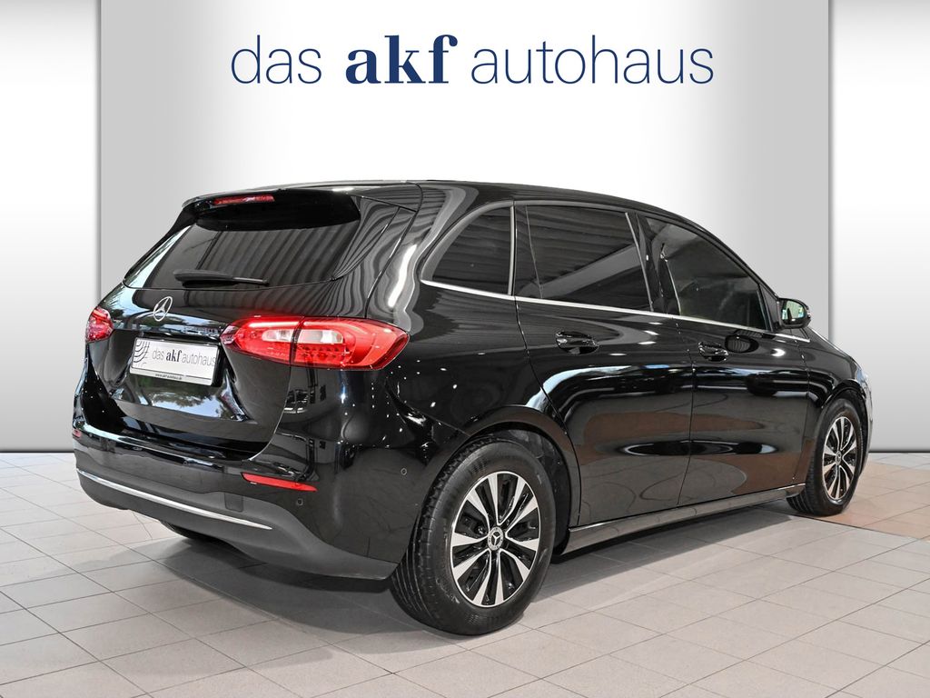 Mercedes-Benz B 180 2022