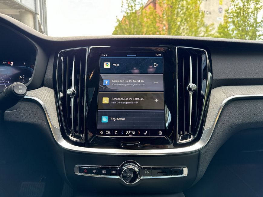 Volvo V60 Cross Country 2024