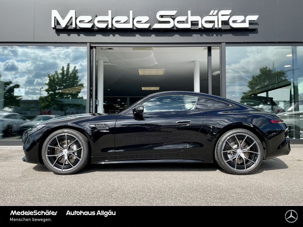 Mercedes-Benz AMG GT 2025