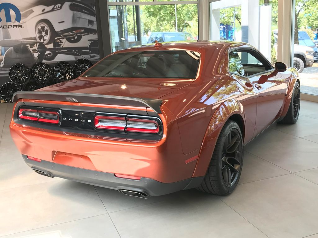 Dodge Challenger