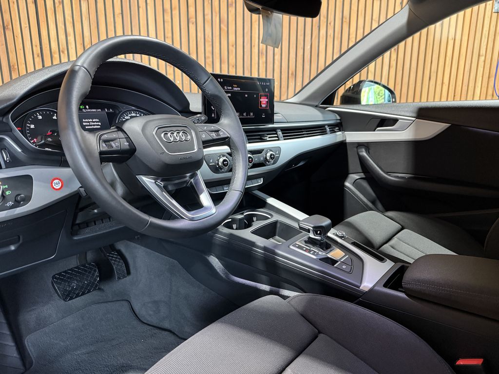 Audi A4 2024
