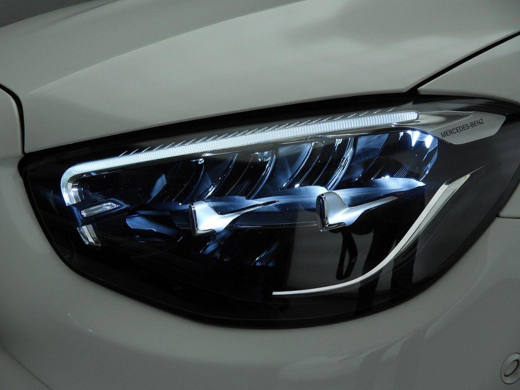 Mercedes-Benz E 200 2021