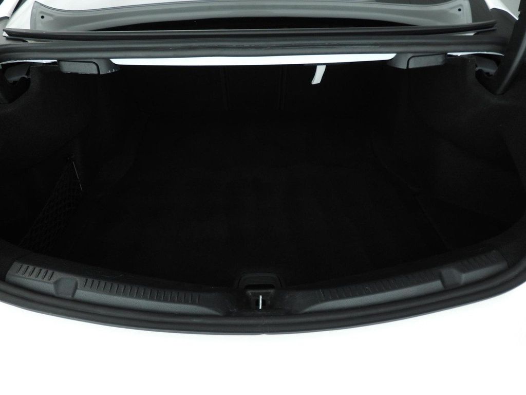 Mercedes-Benz E 200 2021