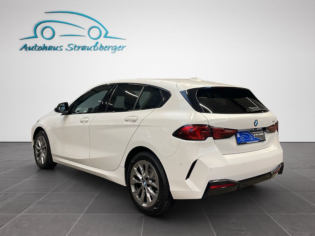 BMW 120 2024